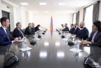 ميرزويان وسيبرت يتناولان العلاقات بين أرمينيا والاتحاد الأوروبي والأمن الإقليمي