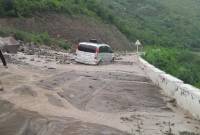 Селевой поток на трассе Алаверди-Ванадзор: есть заблокированные автомобили