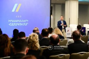 Sinanyan: les approches dans les relations entre l'Arménie et la diaspora ont radicalement 
changé 