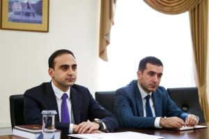 Yerevan Belediye Başkanı başkanlığındaki heyet Paris yolcusu