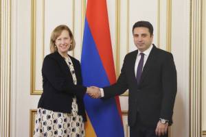 Спикер НС Армении и посол США обсудили ситуацию с безопасностью на Южном 
Кавказе