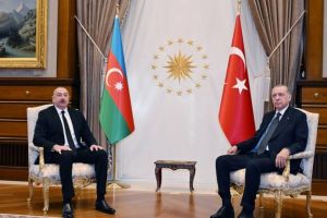 Les présidents de l'Azerbaïdjan et de la Turquie discutent de la coopération bilatérale
