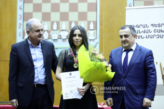 Церемония награждения победителей Чемпионата Армении 
по шахматам
