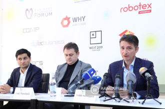 Press conference of Chairman of the Board of Union of 
Advanced Technology Enterprises (UATE) Alexander Yesayan, 
UATE Executive Director Raffi Kassarjian, and newly appointed 
Executive Director of UATE Hayk Chobanyan