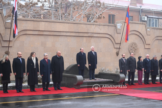 Official welcoming ceremony of President of Egypt Abdel Fattah el-Sisi held in Armenian 
Presidential Palace 