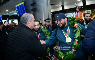 L'équipe arménienne d'haltérophilie rentre de Sofia 
