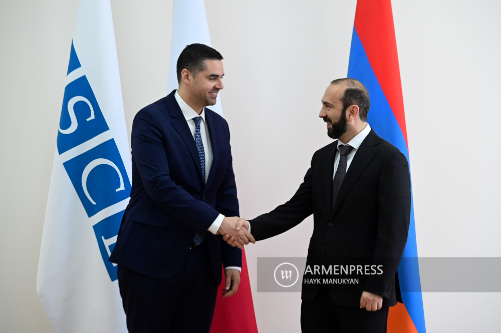 المؤتمر الصحفي لوزير خارجية أرمينيا والقائم بأعمال رئيس منظمة الأمن والتعاون في أوروبا، وزير خارجية مالطا في يريفان-مباشر-