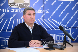 Armenian Minister of Territorial Administration and 
Infrastructure Gnel Sanosyan's press conference in Alaverdi