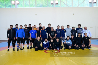 Тренировка сборной Армении по борьбе в греко-
римском стиле, проходящая в Цахкадзоре