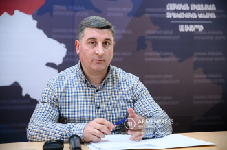 Conférence de presse du ministre de l'Administration 
territoriale et des Infrastructures, Gnel Sanosyan