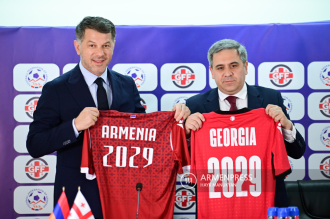 Conférence de presse des présidents des fédérations de 
football d'Arménie et de Géorgie, Armen Melikbekyan et Levan 
Kobiashvili 