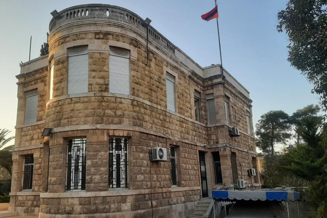 Turkish Consul General pays visit to Armenian Consulate in Aleppo ...
