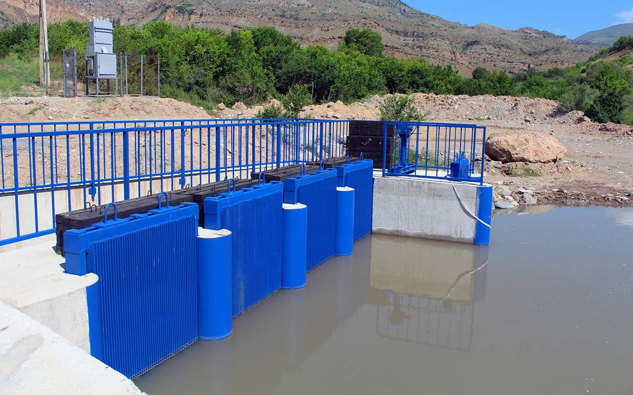 First Water Filling Of Vedi Reservoir Begins ARMENPRESS Armenian News first-water-filling-of-vedi-reservoir-begins-armenpress-armenian-news