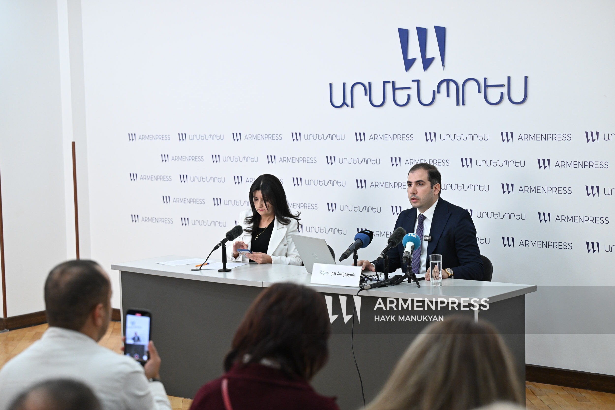 Armenia, Iran negotiate simplified 'customs corridor' - ARMENPRESS ...