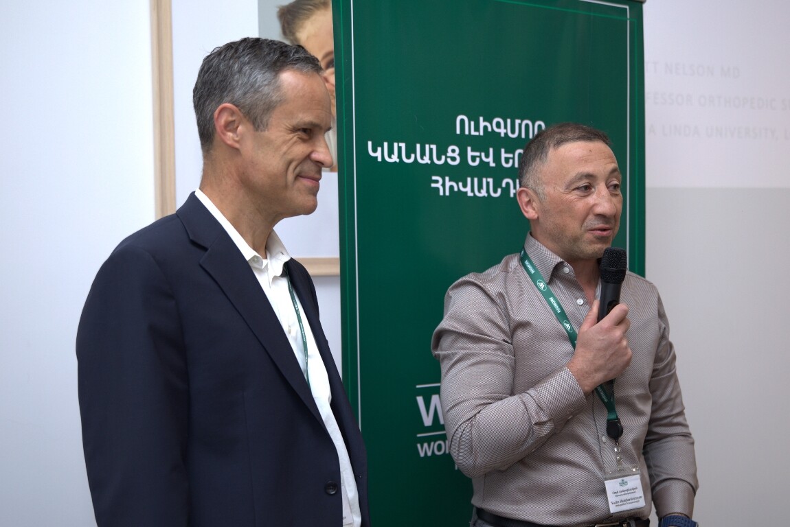Լոմա Լինդայի համալսարանի պրոֆեսոր, օրթոպեդ Սքոթթ Նելսոնը (ԱՄՆ) և Նյու Հեմփշիր նահանգի Մոնադնոքի հիվանդանոցի (ԱՄՆ) օրթոպեդ-վնասվածքաբան Վաչե Համբարձումյաը