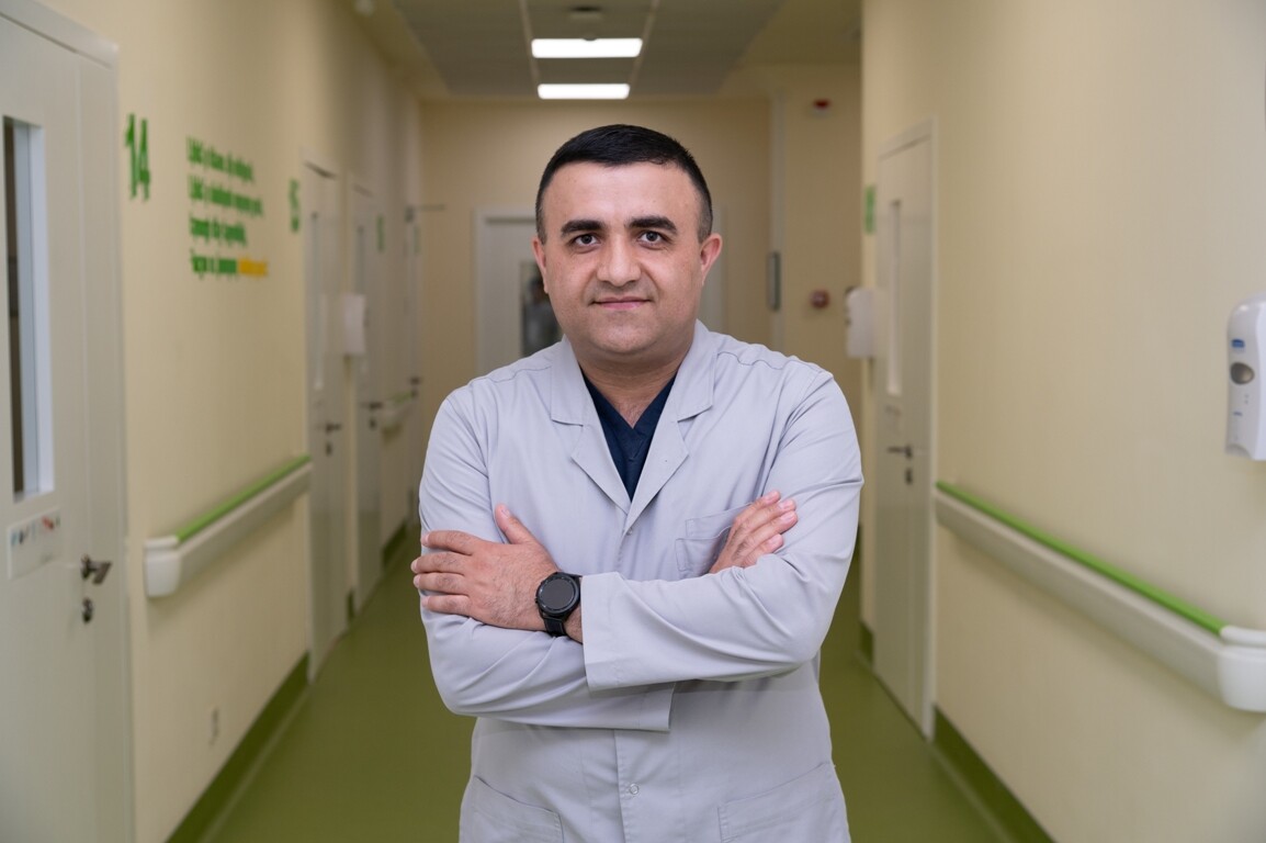 &laquo;Ուիգմոր կանանց և երեխաների հիվանդանոց&raquo;-ի օրթոպեդ-վնասվածքաբան բժիշկ Ադի Մհոյան