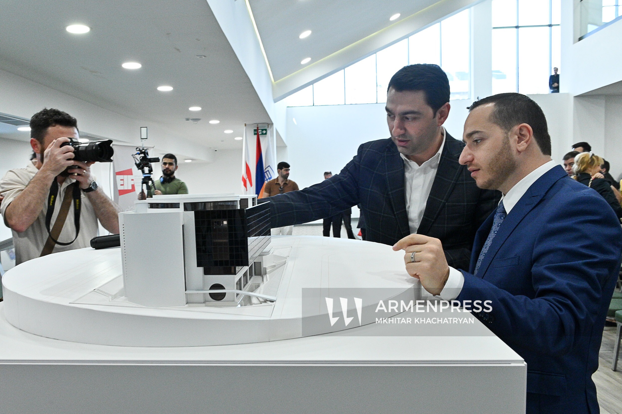 &laquo;Ինտեգրալ Սոլյուշնս&raquo; տեխնոլոգիական նոր կենտրոնի հիմնարկեքի արարողությունը