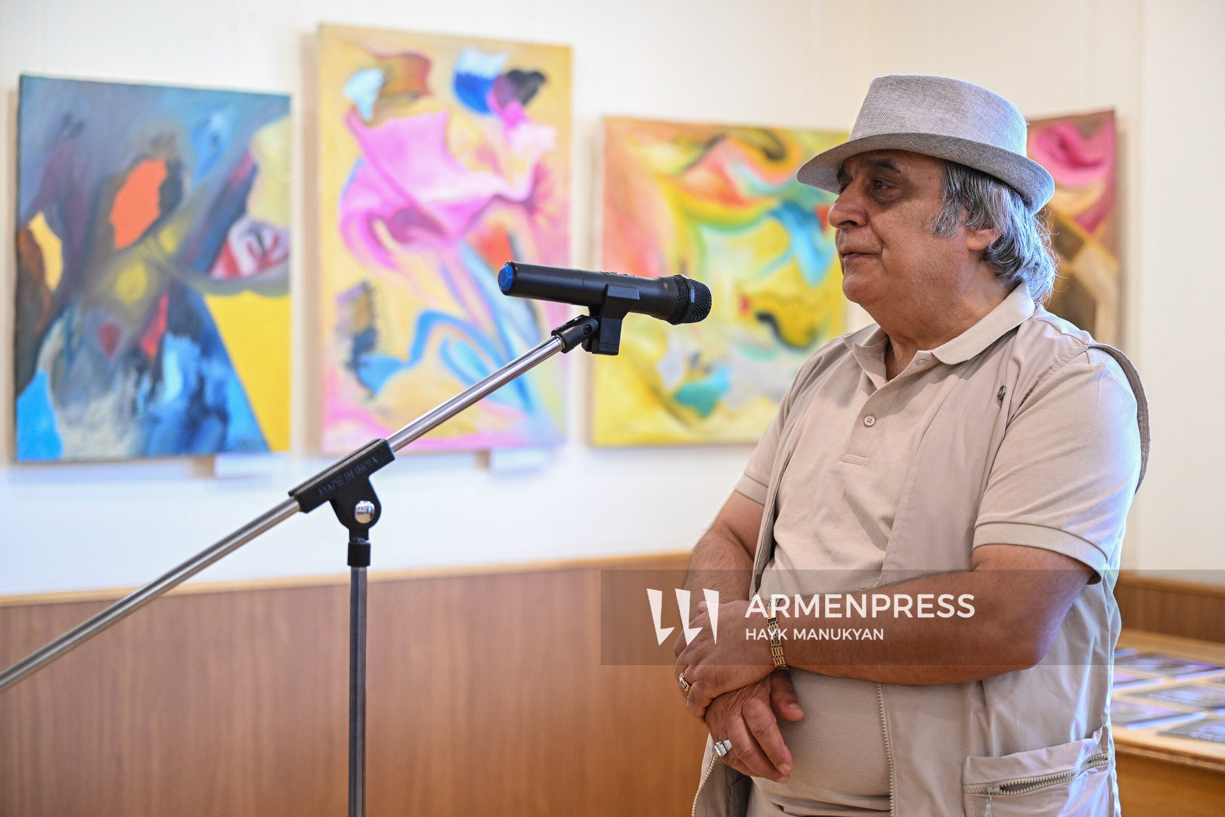 &laquo;Նատյուրմորտ ինքնակենսագրությամբ&raquo;․ Արթուր Անդրանիկեանի գեղանկարչական աշխատանքների ցուցահանդեսի բացումը