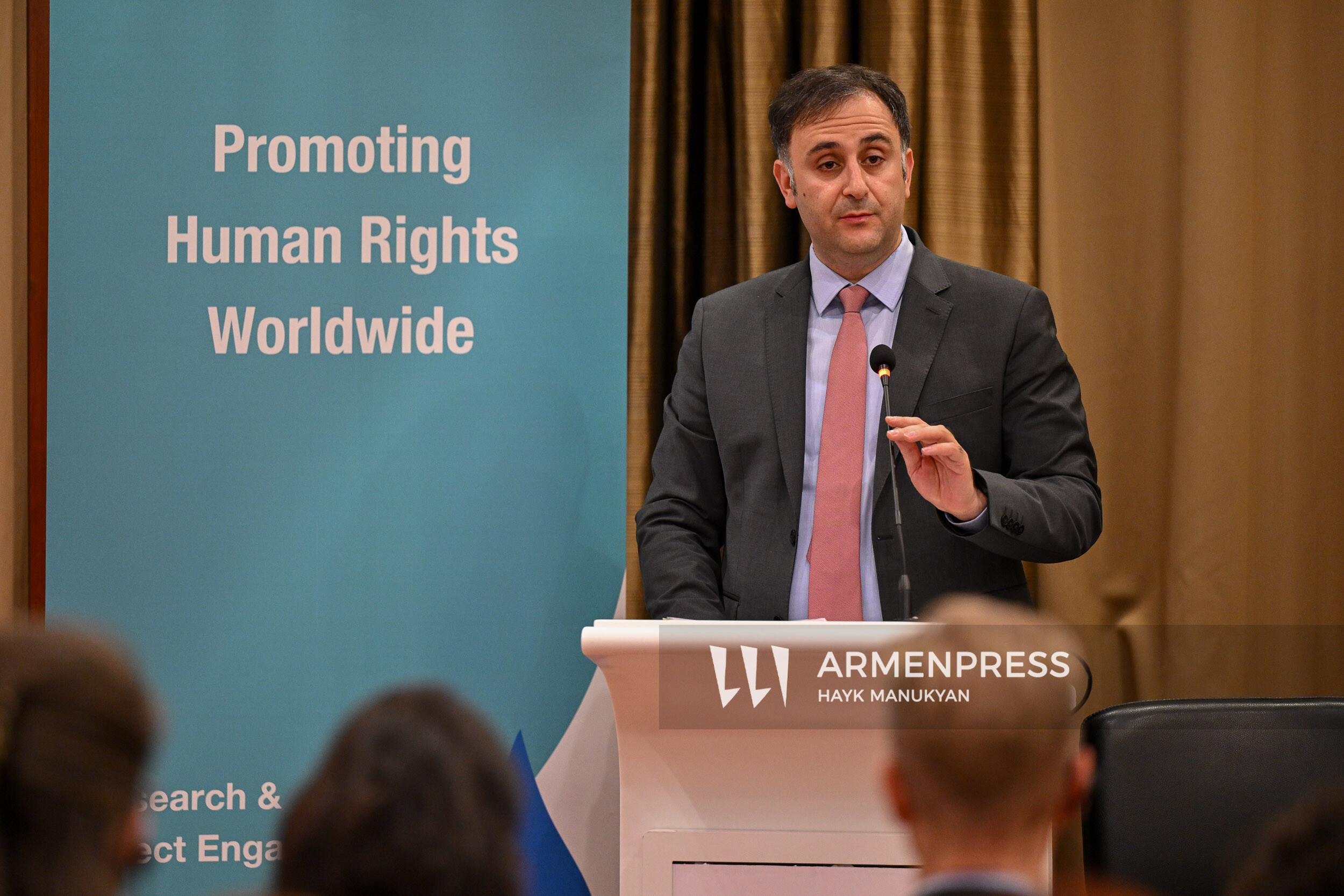 «Գենդերային հավասարության, կենսաբազմազանության և COP17-ի վերաբերյալ ազգային երկխոսություն» վերտառությամբ քննարկում