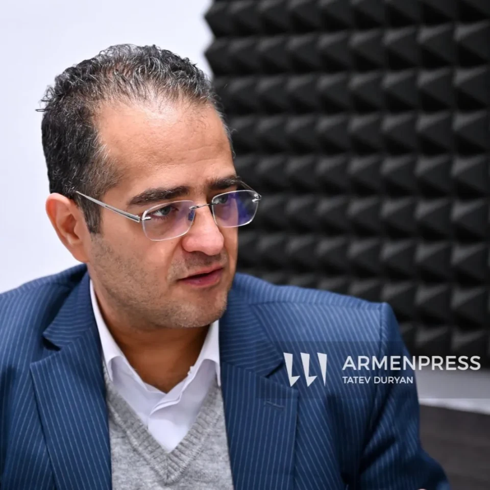 Ehsan Movahedian