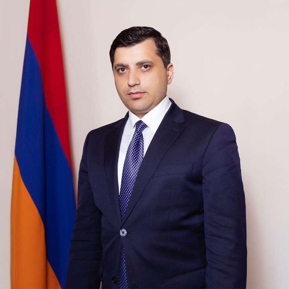 آرتور ناهاپِتیان: